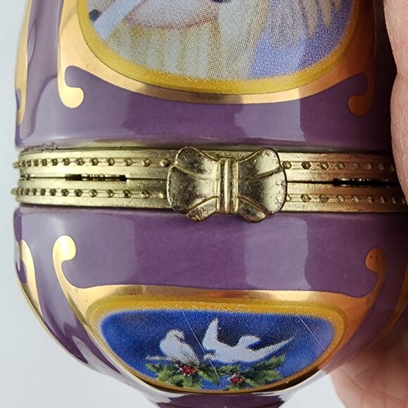 Mr Christmas Lavender Porcelain Egg Music Box Ornament Hanging - Picture 6 of 8